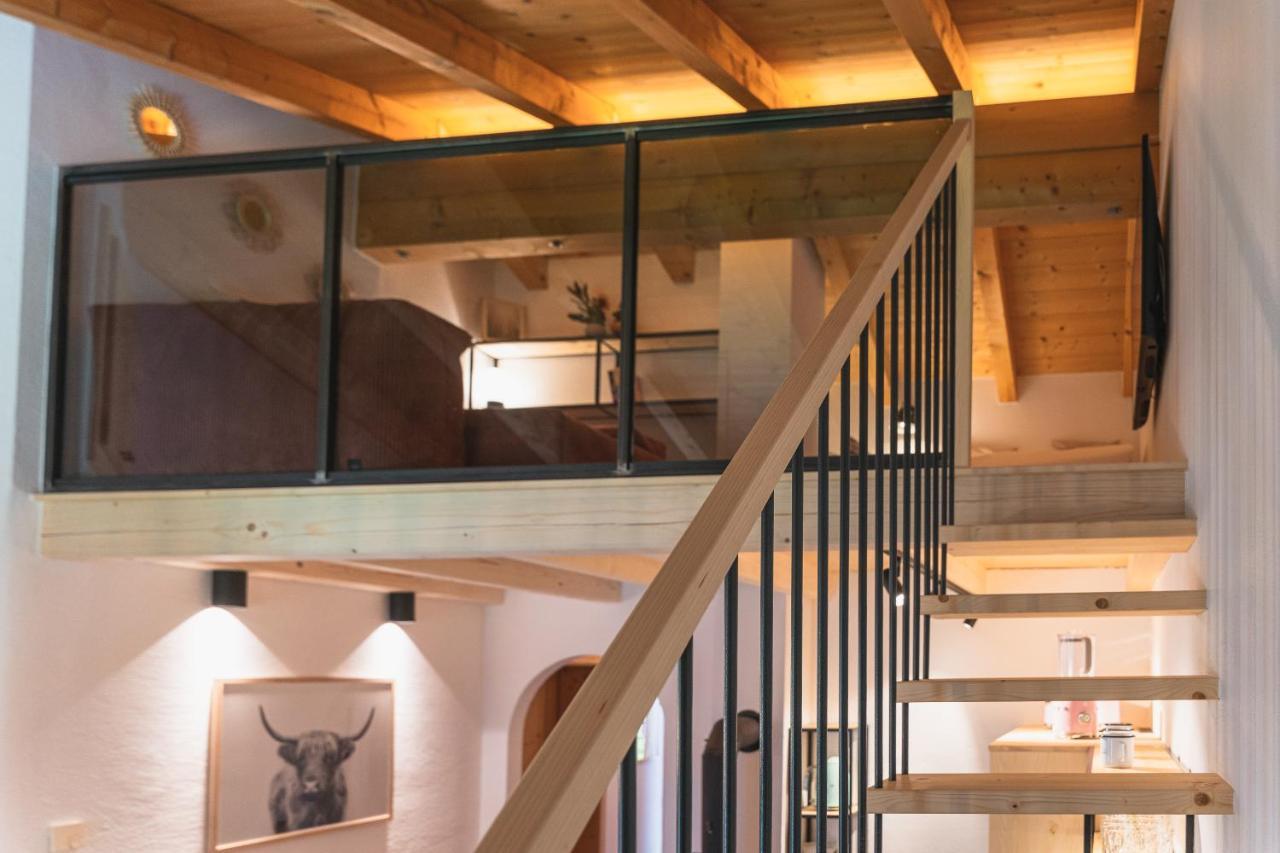 Dorfchalets & Apartments - Authentic Experience In Centre Of Kaprun Including Tauernspa And Summercard Bagian luar foto